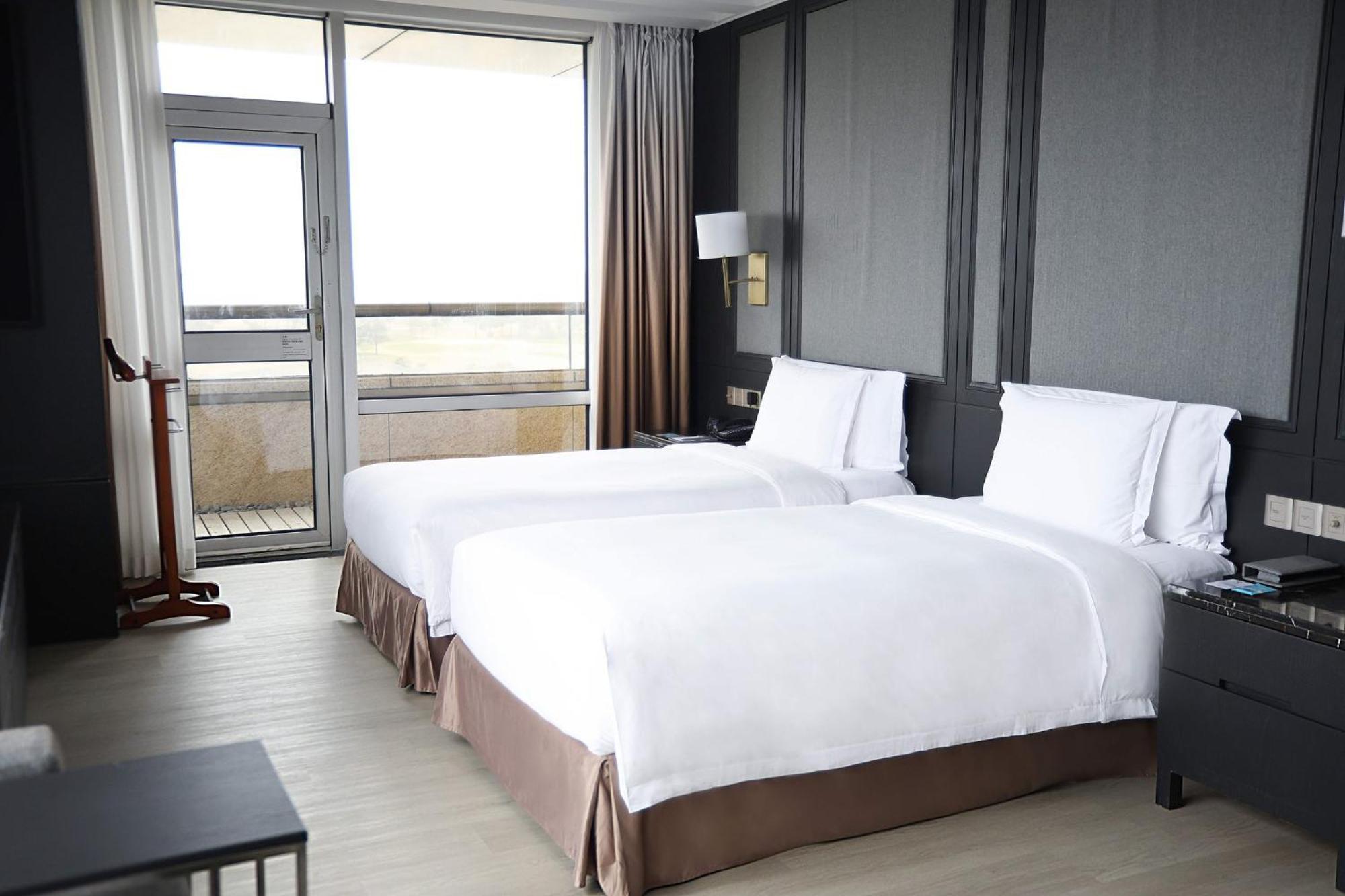 Crowne Plaza Shanghai Anting-Auto City - 15 Minutes Drive To F1 Jiading Zewnętrze zdjęcie